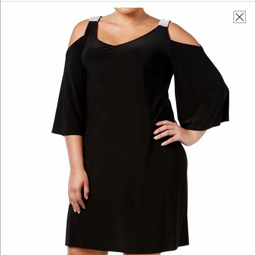 Plus size black dress